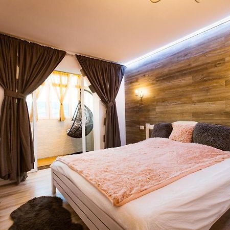 Apartament Maria อัลบายูเลีย ภายนอก รูปภาพ