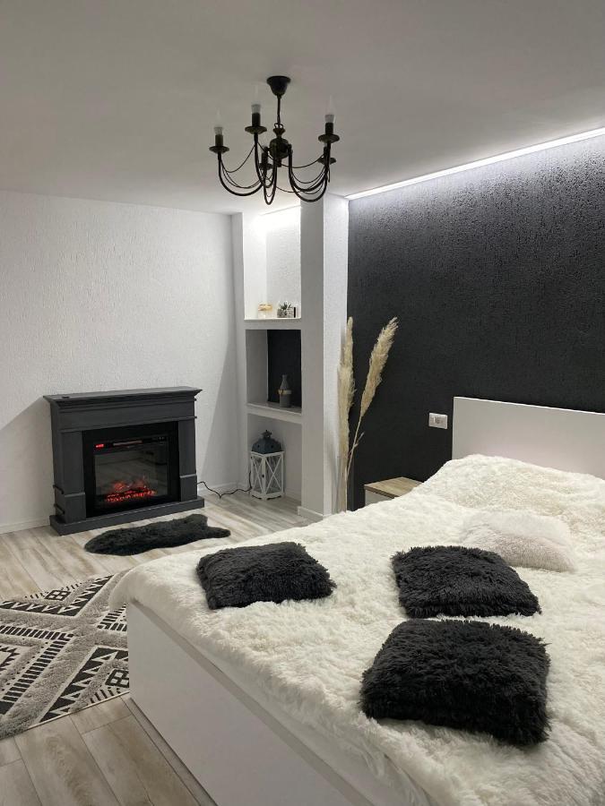 Apartament Maria อัลบายูเลีย ภายนอก รูปภาพ